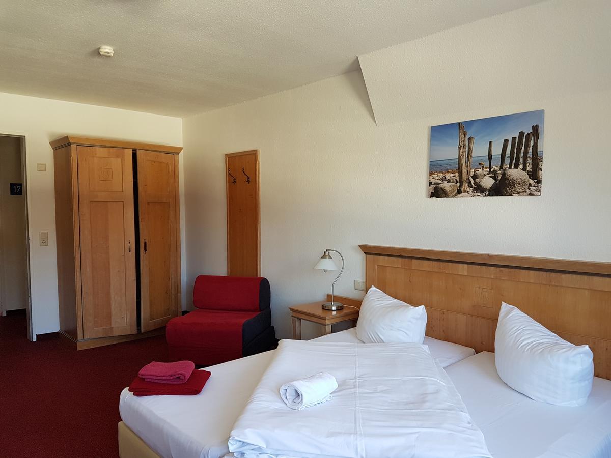 Hotel Alt Wittower Krug Wiek auf Ruegen Luaran gambar