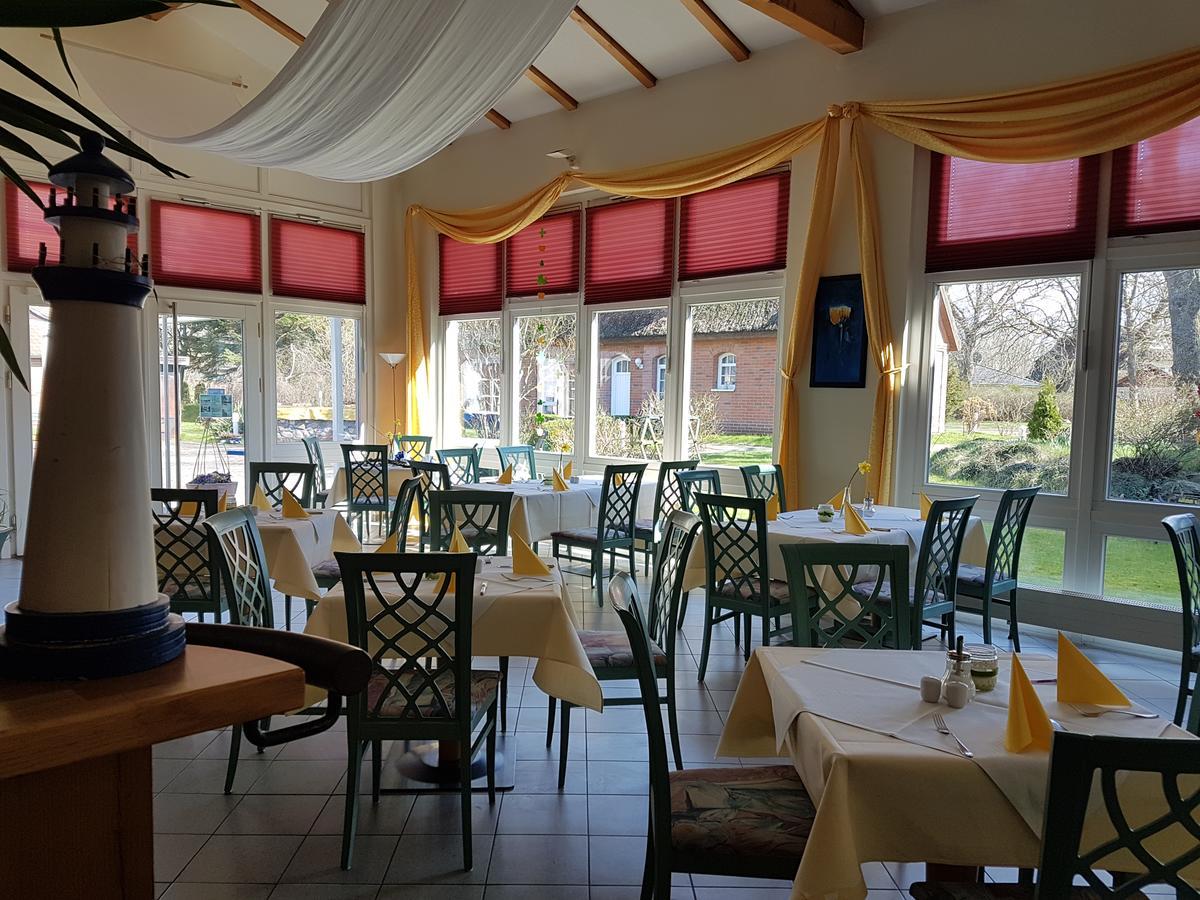 Hotel Alt Wittower Krug Wiek auf Ruegen Luaran gambar