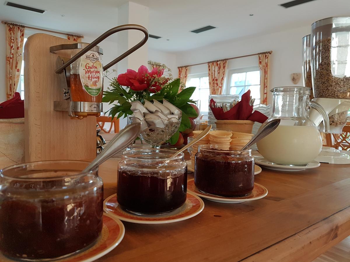 Hotel Alt Wittower Krug Wiek auf Ruegen Luaran gambar